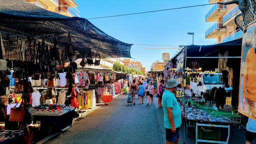 Weekly Jungle Market